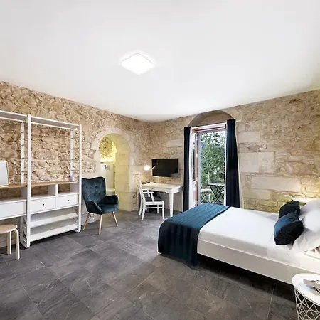 Centosedici Bed & Breakfast